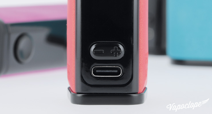 Le port USB-C du kit iStick de chez Eleaf