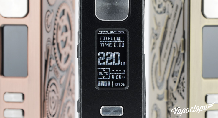 L'écran de la Box Punk II 220W de chez Teslacigs