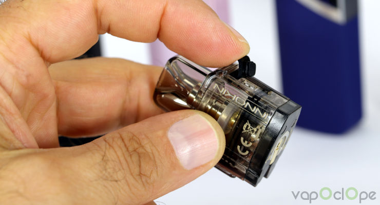 le trou de remplissage e-liquide